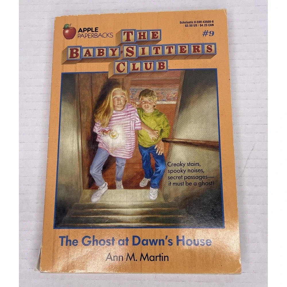BABYSITTERS CLUB The Ghost At Dawns House #9 (Ann M.‎ Martin, 1988)